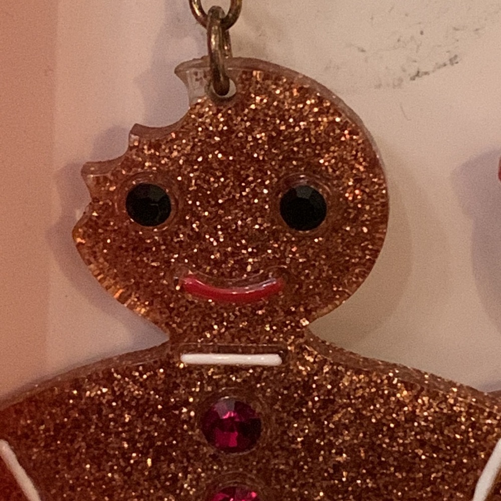 Betsey Johnson glitter acrylic Gingerbread Man&Woman drop earrings - Picture 3 of 8